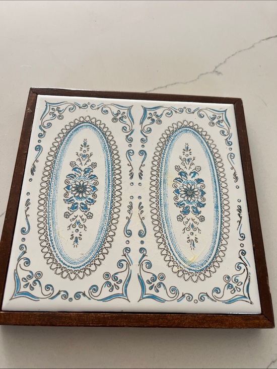 Other - Vintage Decorative Floral Ceramic Tile Trivet /Tray - Blue & White